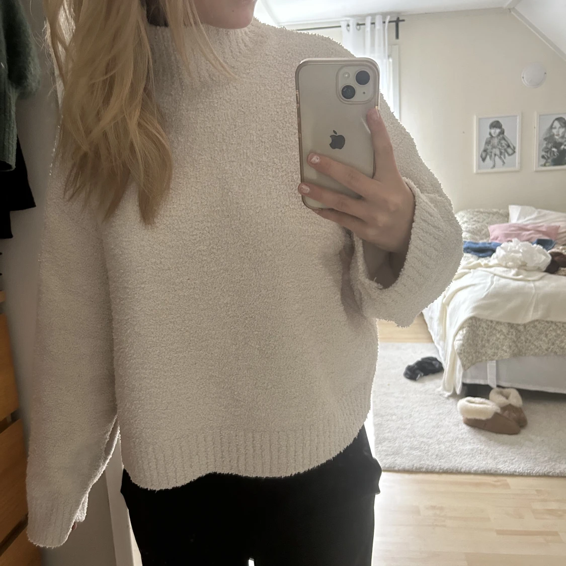 Vit tjocktröjan  - 90