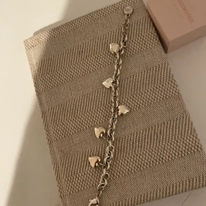 Armband - Silverarmband från snö of sweden. Köpt för 1 år sen. 24-16 cm i bra skick. 