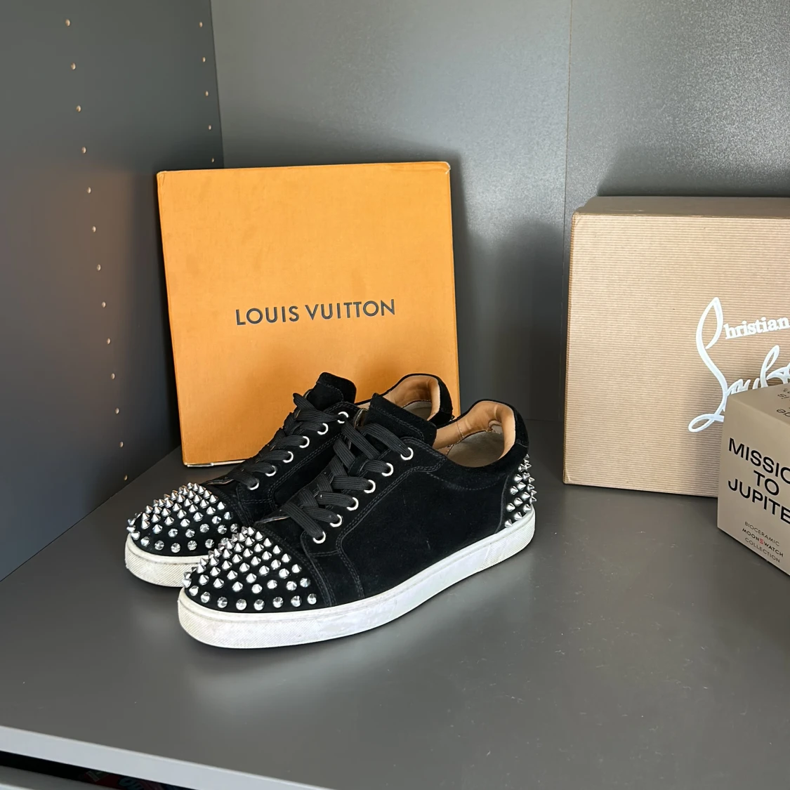 Christian Louboutin  - 90