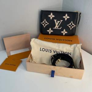 Säljer min äkta Louis Vuitton väska eftersom den kommer aldrig till användning och jag använder större väskor❤️ Använt 3 gånger och är precis som ny!!!😍😍