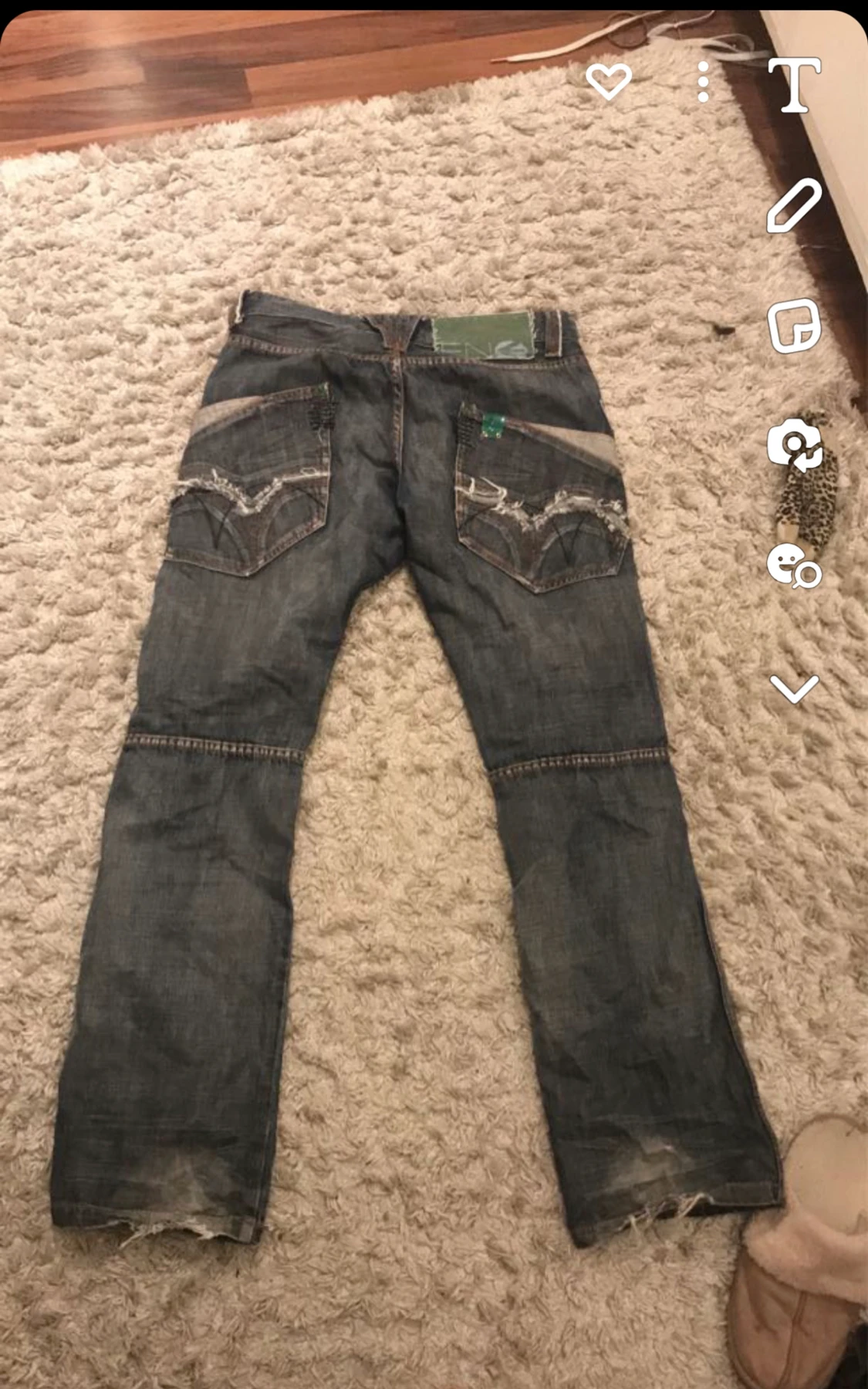 Low rise jeans 