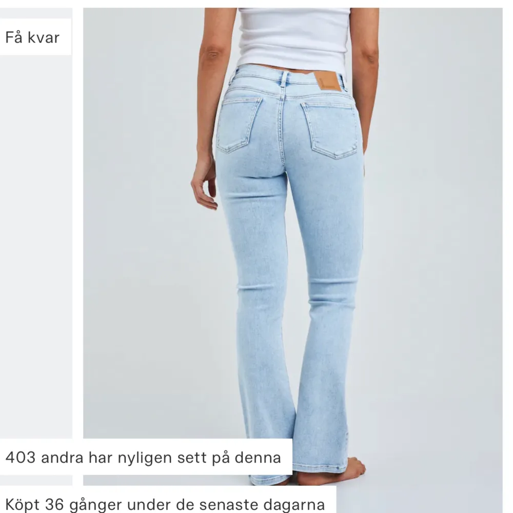 Säljer dessa blåa jeans aldrig änvända.💞. Jeans & Byxor.