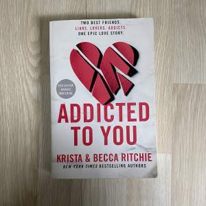 Säljer boken ”Addicted to you” från addicted-serien som är känd på TikTok. Den är i hyfsat bra skick, den kan fraktas mot avgift eller så kan jag mötas upp☺️