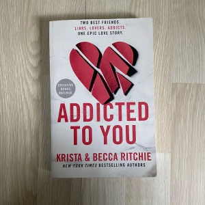 Addicted to you - Säljer boken ”Addicted to you” från addicted-serien som är känd på TikTok. Den är i hyfsat bra skick, den kan fraktas mot avgift eller så kan jag mötas upp☺️