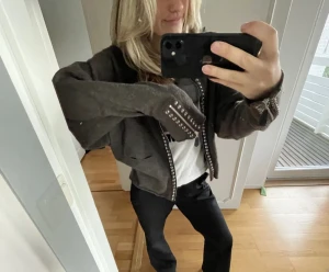 Hunkydory kofta  - Helt slutsåld, knappt använd. Så fin! Skriv för fler bilder!