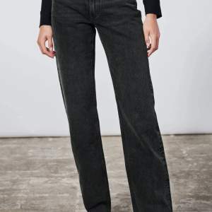 Zara jeans straight, fint skick