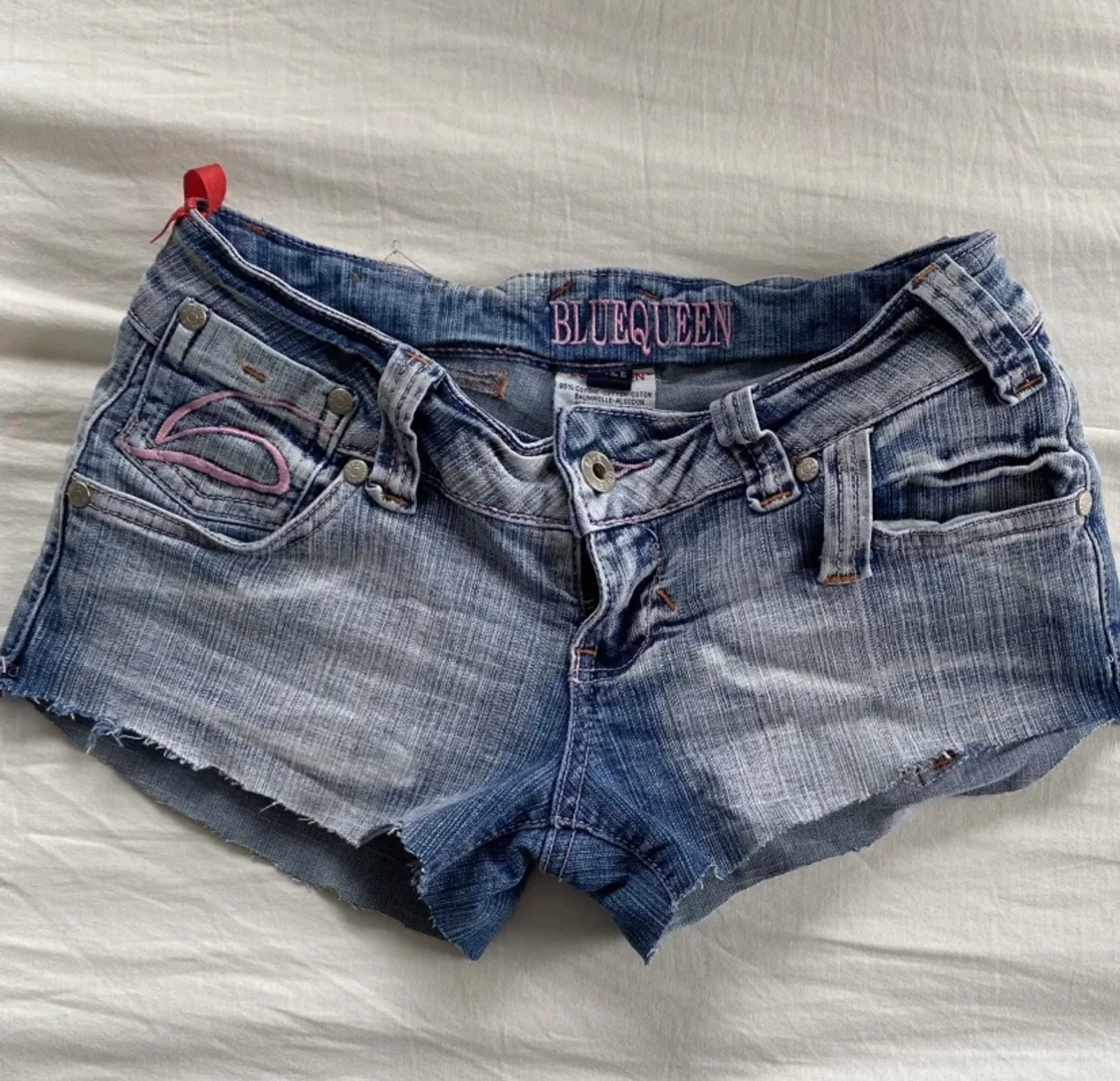 Blue queen shorts