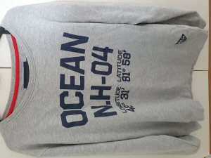 Tjocktröja  - Tjocktröja köpt på herravdelning, använd ganska sparsamt 