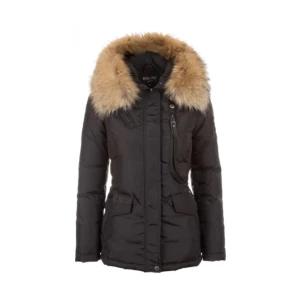 HOLLIES JACKA BILLIG - Säljs billigt pga vill bli av med den snabbt