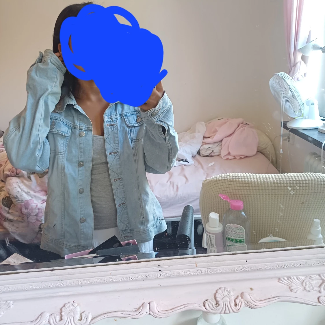 Snygg blå denim jacka