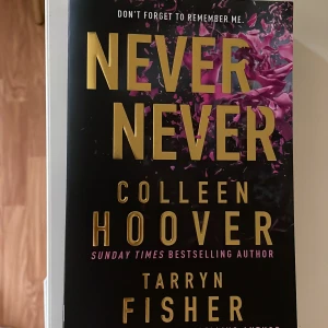 Never never  - Säljer denna bok för 80kr