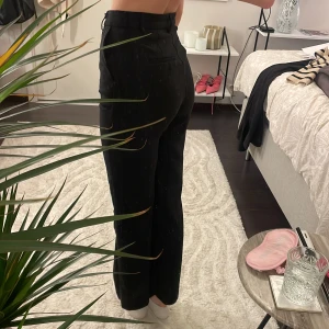 Kostymbyxor - Från gina 💓