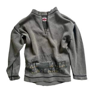 Kofta/zip up/sweater Storlek 176. Bra skick, unisex. Street vintage y2k 2000s 