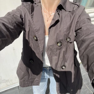 Massimo dutti trench - Trench från massimo dutti, strl xs. 🌷