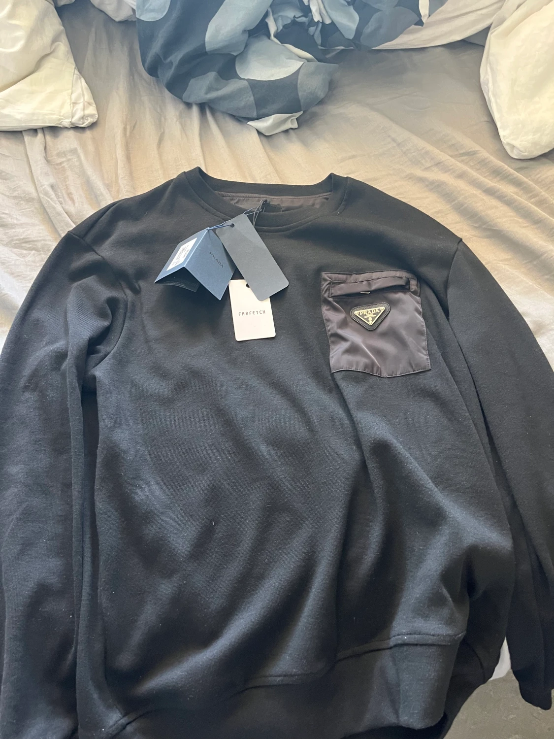 Prada sweatshirt L