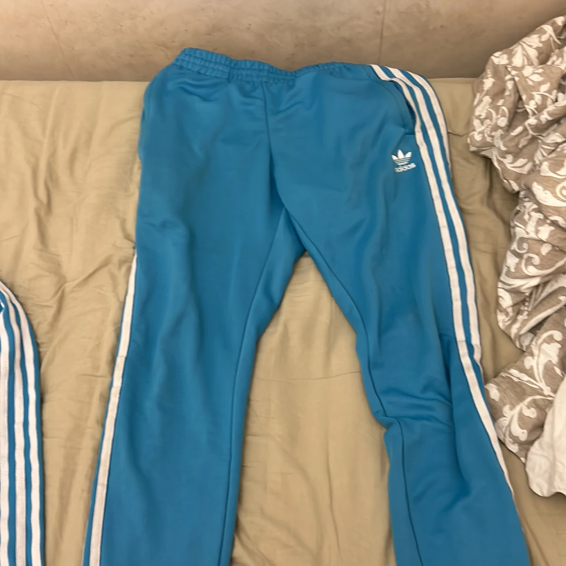 Adidas originals sst ljusblå full set (kofta och mjukis) - 91