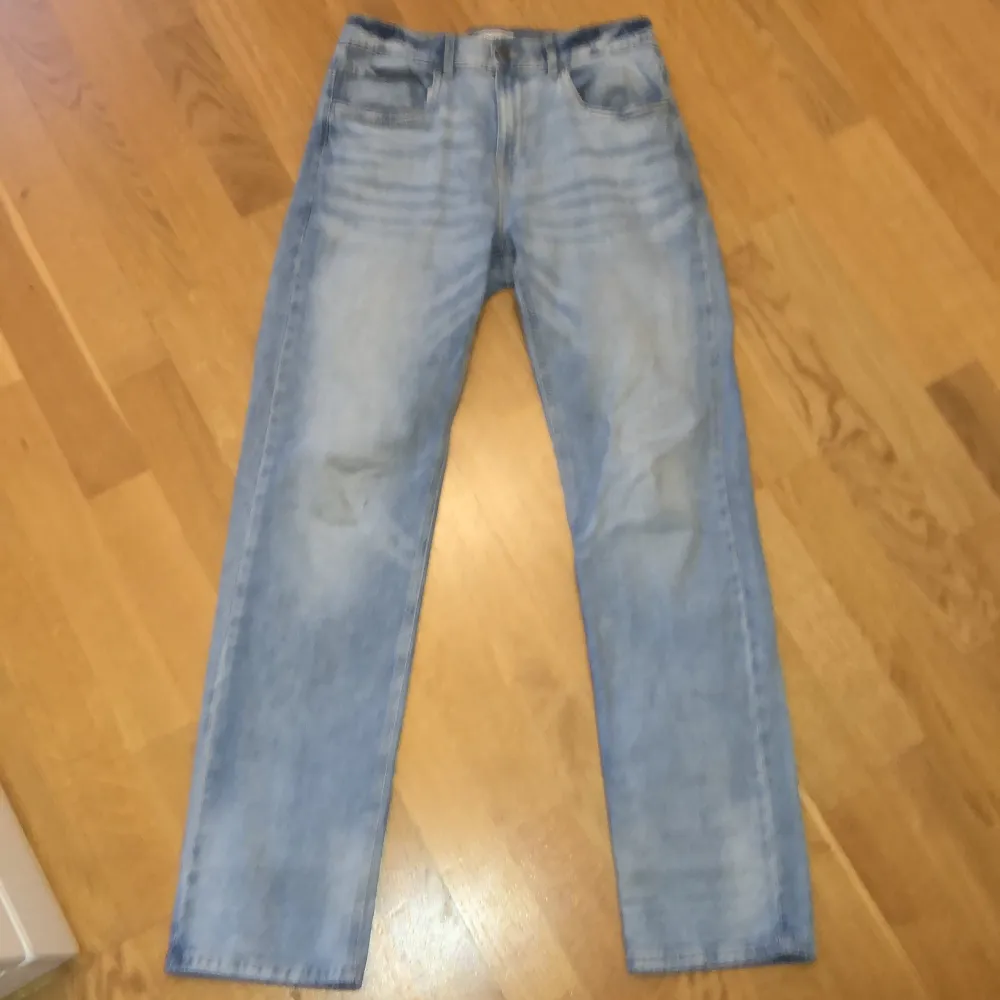 Snygga jeans passar skit bta på sommaren och är grymt sköna. Jeans & Byxor.