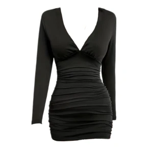 Klänning stl S - Svart snygg klänning i stl S. super fint skick ✨️