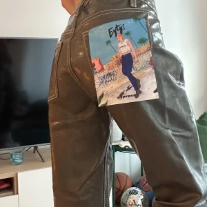 eytys cypress wet  - SWISH ONLY 🚨 MSG BEFORE BUYING. FYI: these pants are big on me (i’m pinching at the back so please don’t use me as reference, refer to the size!) 