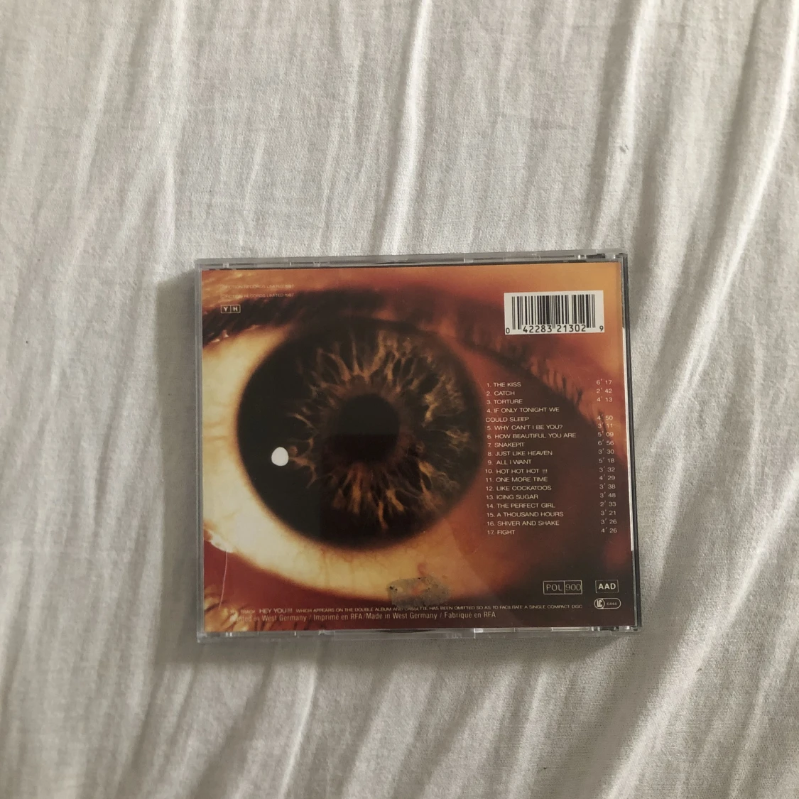 kiss me kiss me kiss me - the cure - 91