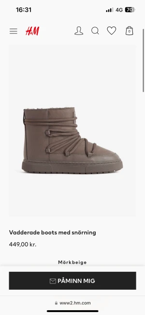 Inuikki liknade vinterskor fråm HM - Köpte dessa nyligen i storlek 36, aldrig använda! Säljer endast för att dom är för små! (Skulle skickat tillbaka om jag inte ryckte av lappen)🩷 Helt slutsålda på hemsidan! Så snygga och sköna! Nypris 449! 