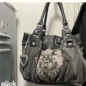 juicy couture väska - hör av dig om du har denna!