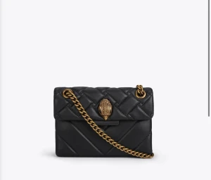 Kurt geiger väska - Säljer mig kurt geiger väska som jag köpte förra sommaren. Sparsamt använd. Priset kan diskuteras.