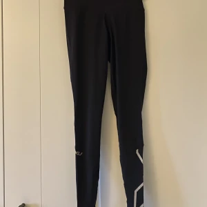 2xu tights  - 2xu tights i str Xs 