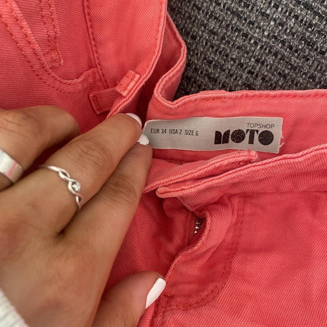 Aprikosa lågmidjade jeansshorts  - 91