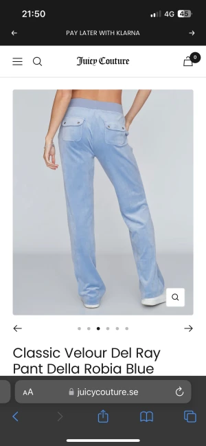 Juicy couture  - Juicy couture byxor i storlek xs. Superfin ljusblå färg. En liten reva vid midjebandet på baksidan, syns knappt. Annars nyskick och mjukt tyg. Använda max en handfull gånger. Hör av dig för egna bilder. 600kr eller budgivning.