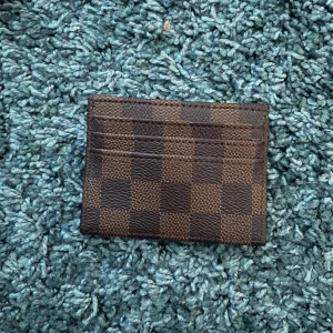 Korthållare - Ej äkta 