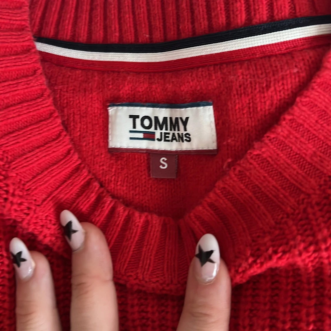 Tommy Hilfiger sweater  - 90