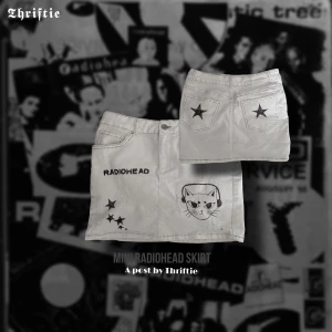 RadioHead skirt~ - Gjort själv!!  Tvättas inte mer än 90 grader i tvättmaskinen!<3 mini skirt!