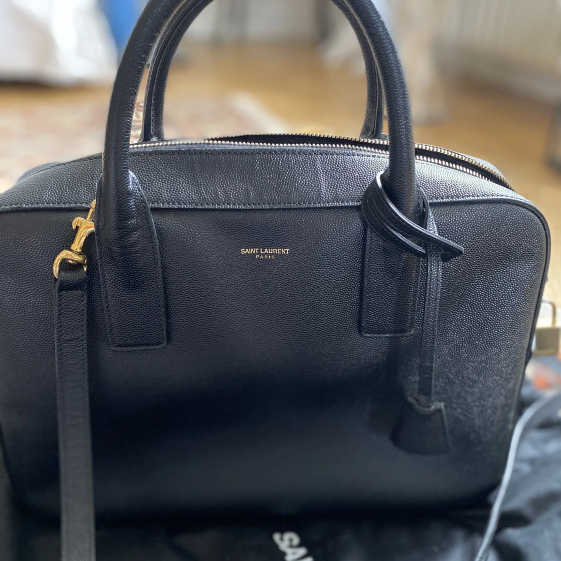 Saint Laurent väska  - 91