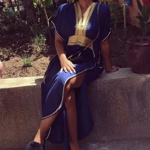 Marockans klänning me slits - Supersnygg och luftig prefekt till sommaren