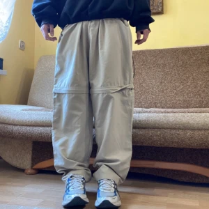 Parachute pants - Skit snygga trendiga parachute pants💕 inte justerbara!