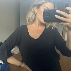 Svart blus - Svart blus