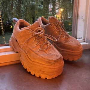 Eytys Angel - Behöver kärlek men annars är de hela, och det är ju världens coolaste skor 🤩
