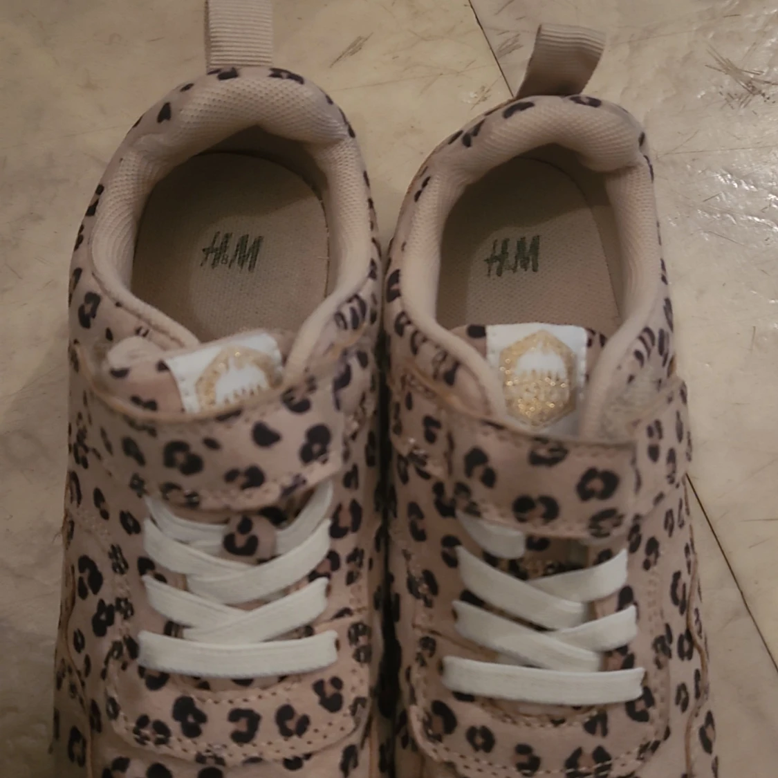 Sneakers använda bara inomhus - 91