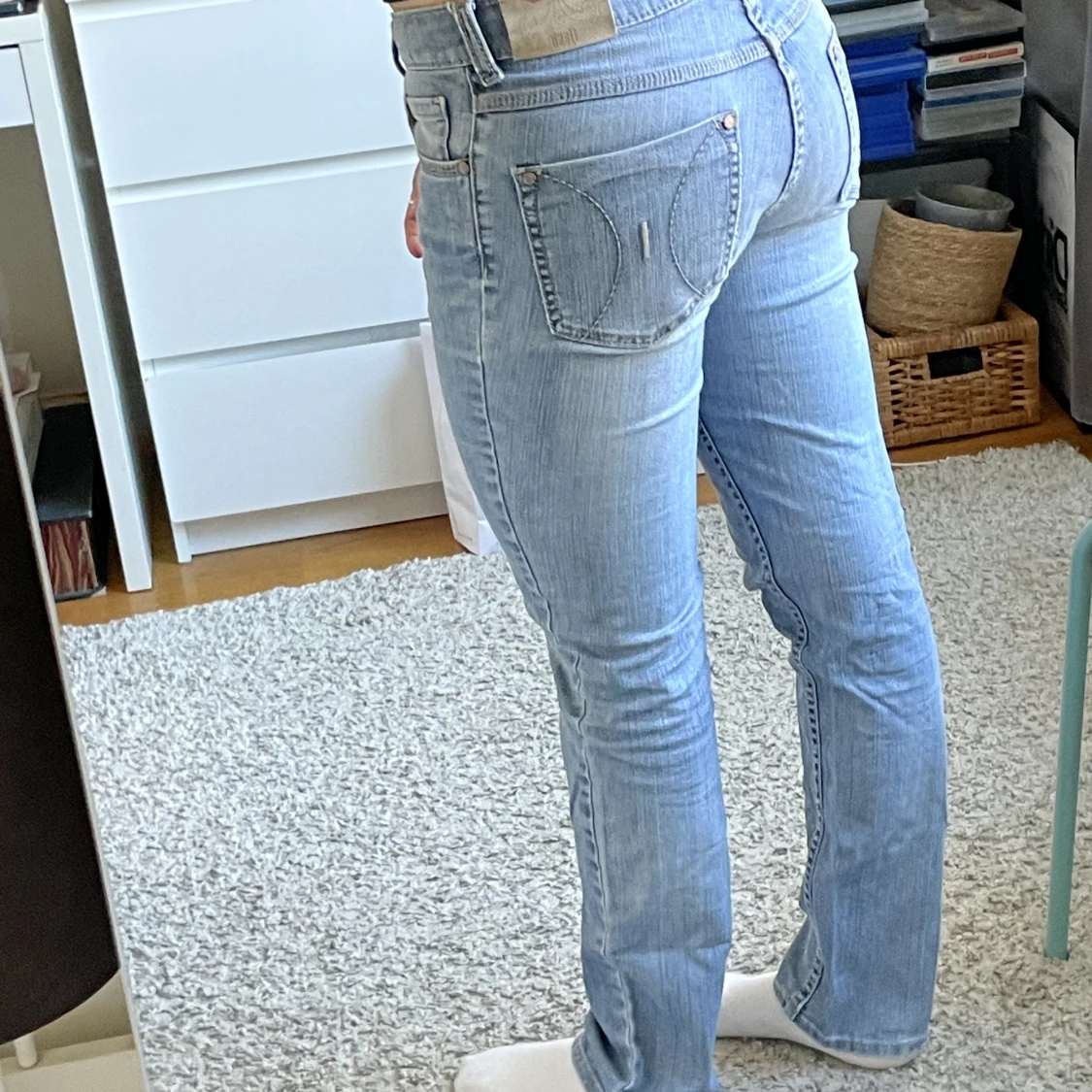 Blå jeans lågmidjade  - 90