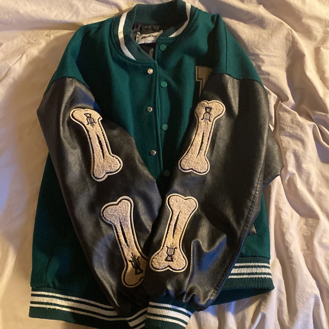 Bones Varsity jacka - 90