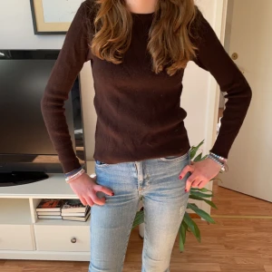 Brun stickad tröja - Säljer denna bruna tröjan då den inte används!😊