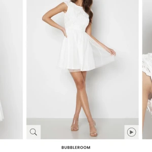 Vit klänning  - Jätte fin klänning , använt 1 gång! Nypris 699kr ! Storlek 38 men passar även 36 🤍