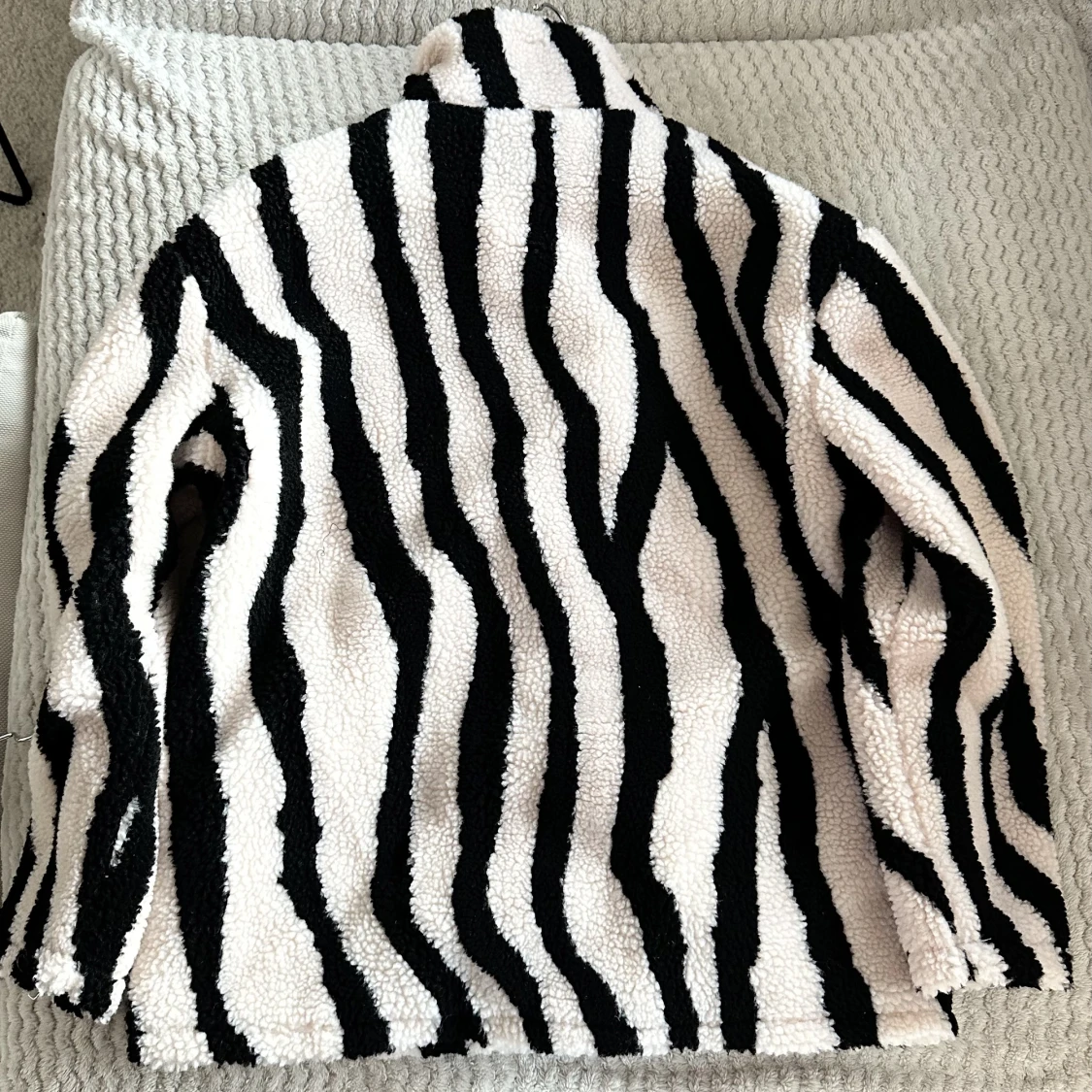 NA-KD teddyjacka  - 90