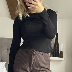 Open back topp - Från nelly! Har sytt upp själv från klänning!