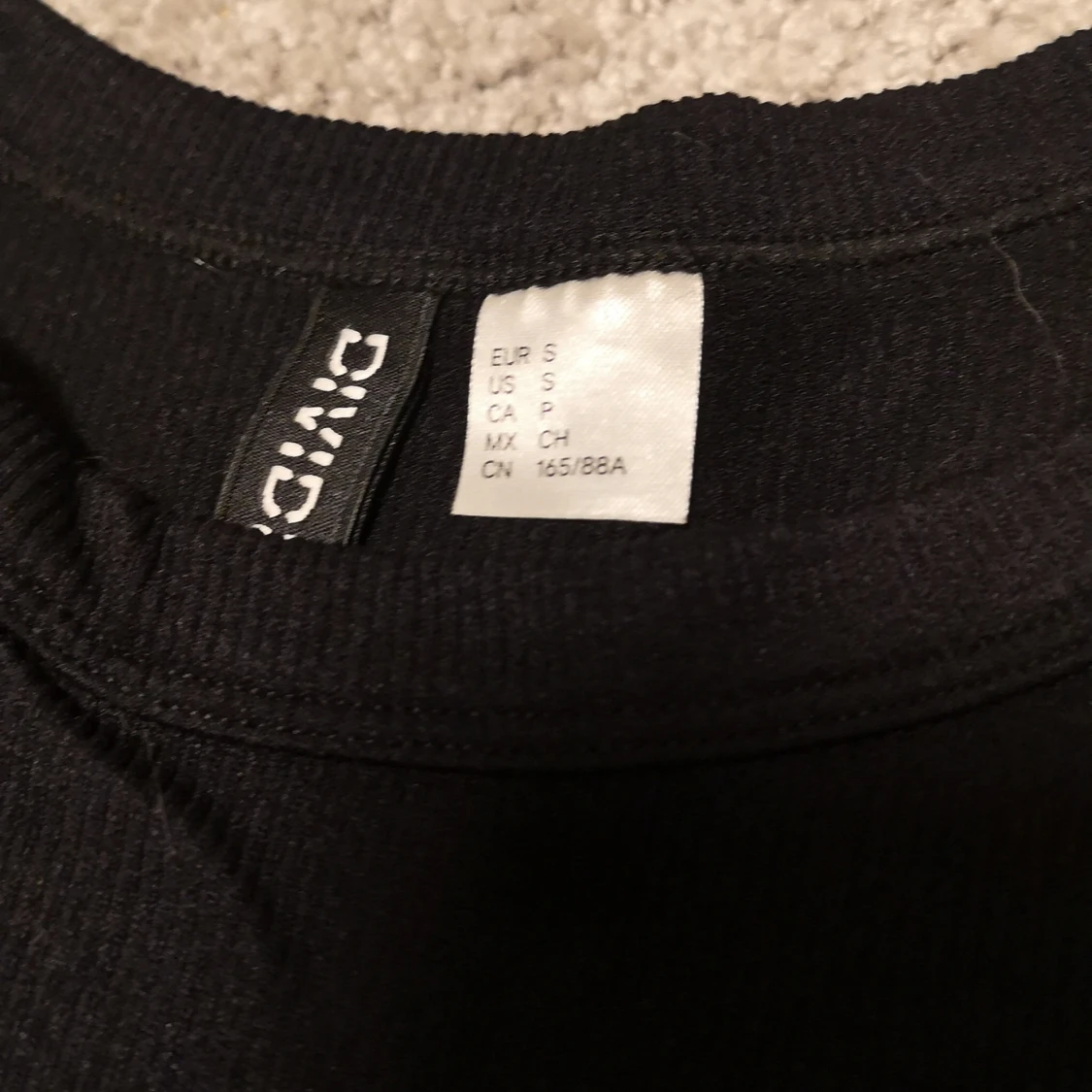 Svart topp - 90