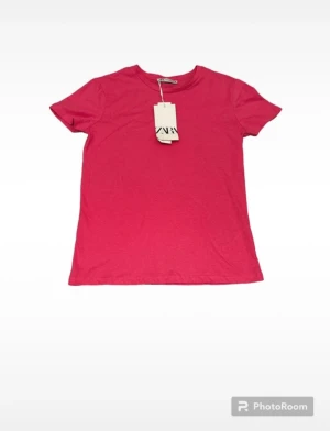 Rosa Zara T-Shirt  - Har prislappar kvar!