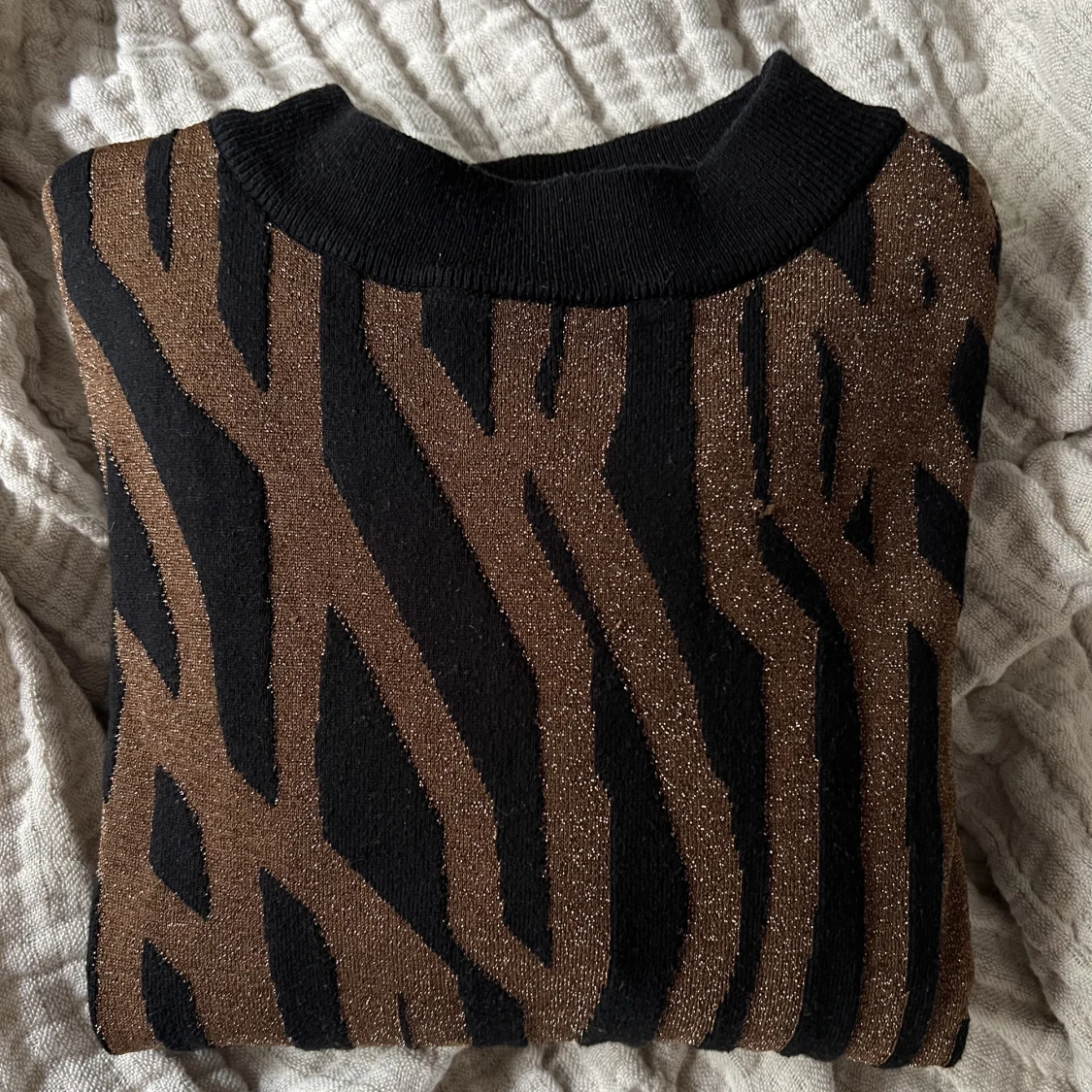 Tjocktröja med glitter - 90