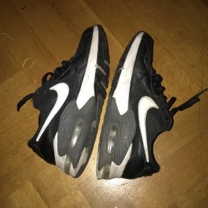 Air Max  - Hej säljer mina air Max gör jag andvänder inte dem längre jag kan tvätta den när ni har köpt 