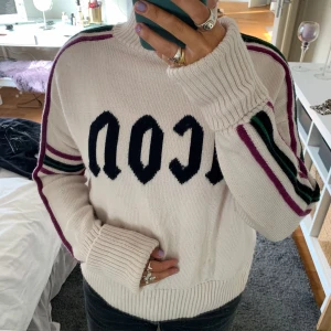 Hunkydory tröja  - Stickad tröja från hunkydory. Storlek S!🥰 Ny pris över 2000kr